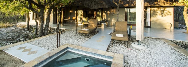 Featured Villa Mushara plunge pool with shaded loungers