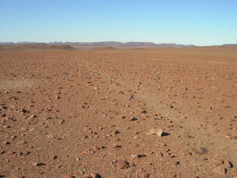 Terrace Bay Namibia – vast stony Skeleton Coast landscape