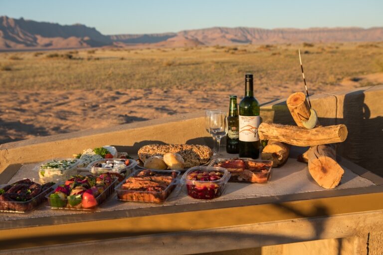 Taleni Desert Camp – ordered food hamper on the desert veranda