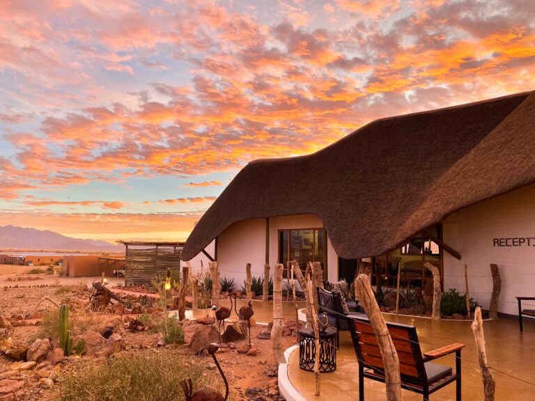 Desert Homestead Lodge – sunset reception