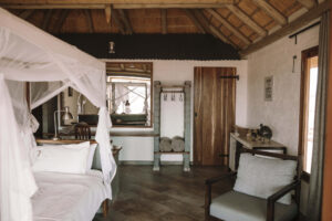 Desert Homestead Lodge – cottage bedroom