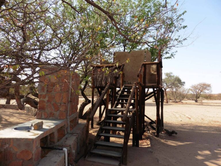 Madisa Camp – elevated campsite bathroom