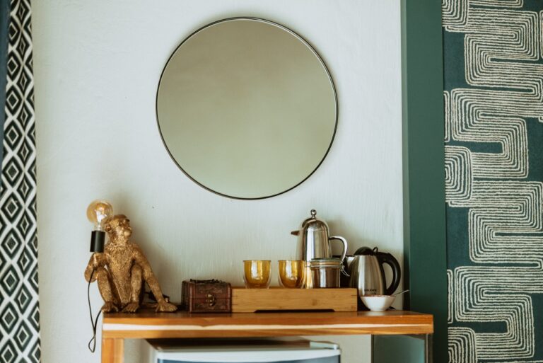 Guest room vanity and tea facilities at the lodge