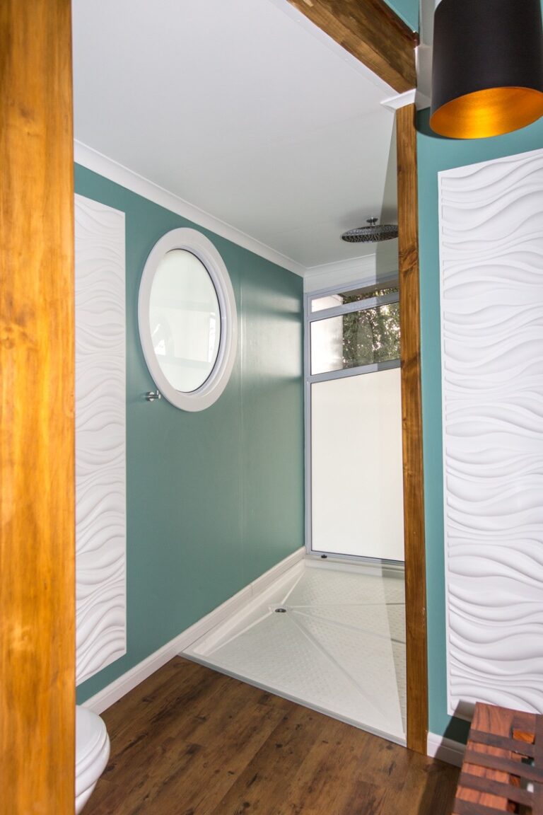 Bathroom in a Zambezi Mubala Lodge bungalow
