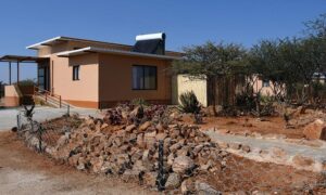 Cheetah View Lodge suite near Otjiwarongo
